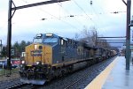 CSX 917 leads Q438